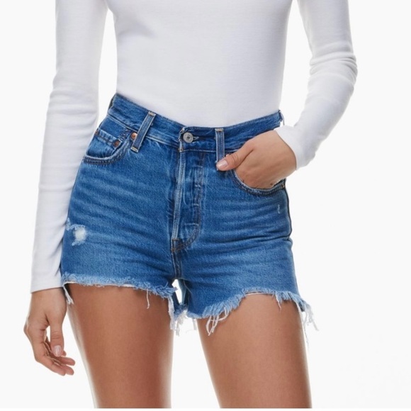 Levi's Pants - Levi's Ribcage Distressed Jean Shorts Size 25